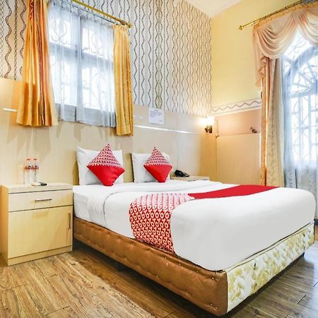 Oyo 1140 Hotel Tresya Tanjung Balai Tanjungbalai Εξωτερικό φωτογραφία