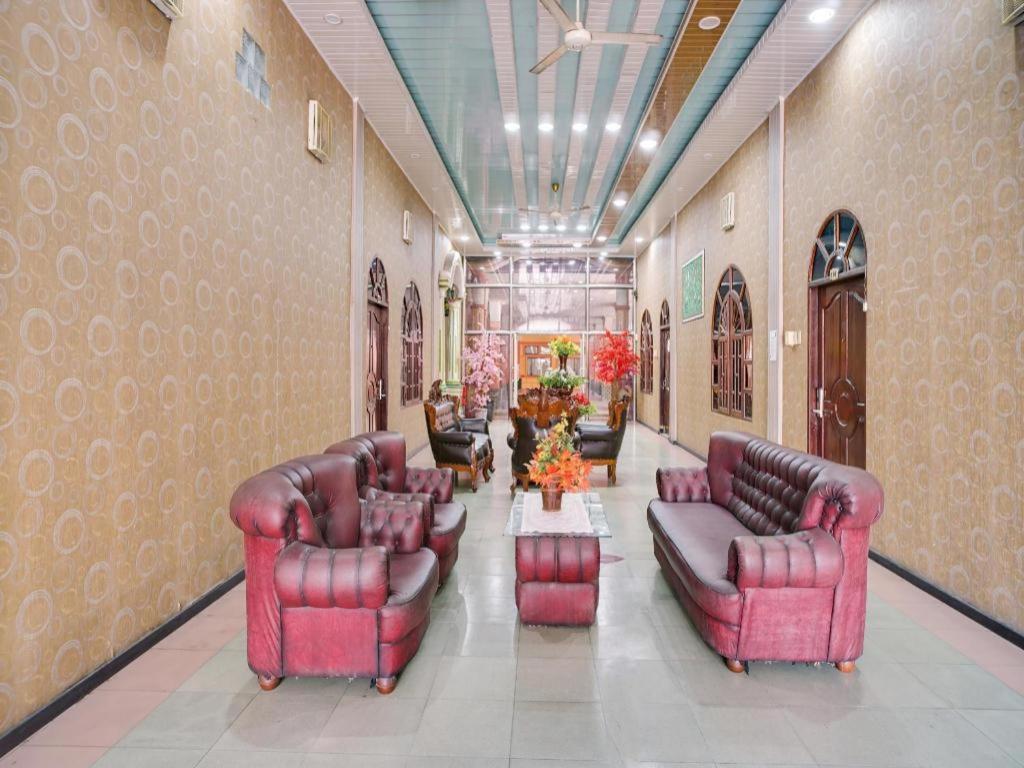 Oyo 1140 Hotel Tresya Tanjung Balai Tanjungbalai Εξωτερικό φωτογραφία